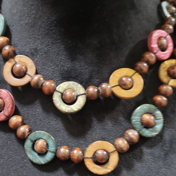 Vintage Bohemian Multicolor Wood Beaded Long Sweater Style Teardrop Necklace - Picture 9 of 10